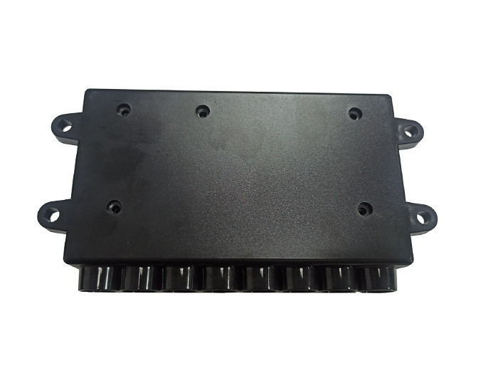 一(yī)拖八控制(zhì)器(qì)